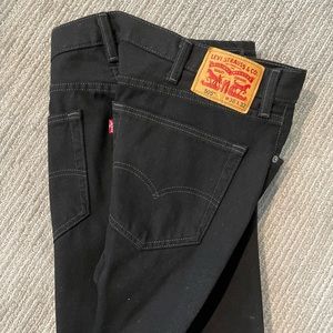 LEVI'S Men's Black Regular Fit 505 Jeans Straight Leg Sits at Waist 38/32